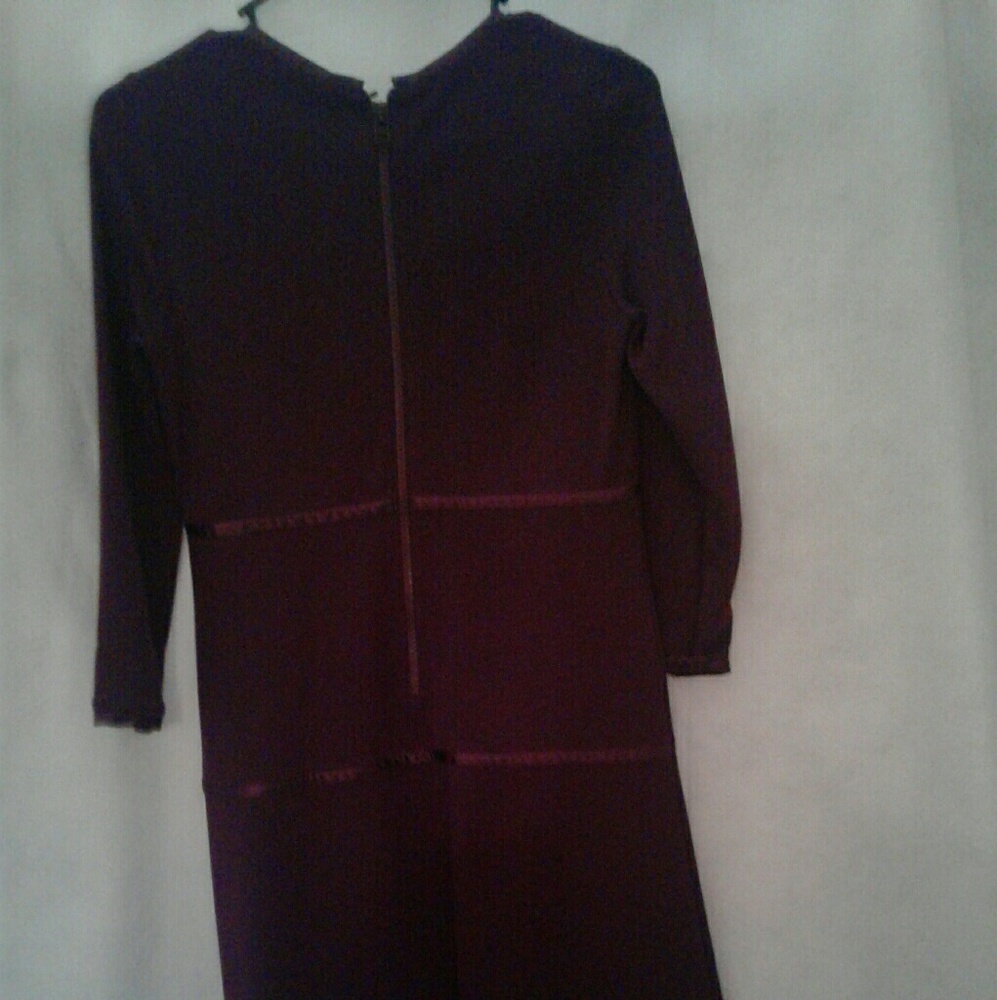 Dress - Picture 2 of 2